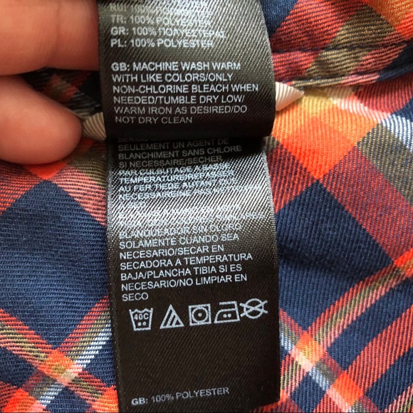 The North Face Plaid Long Sleeve Button Down - Picture 6 of 10
